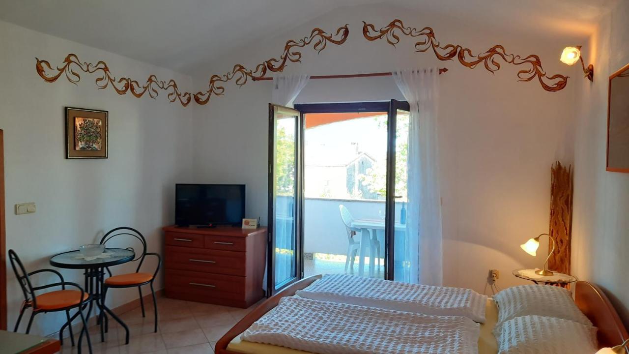Villa Linet Funtana Extérieur photo