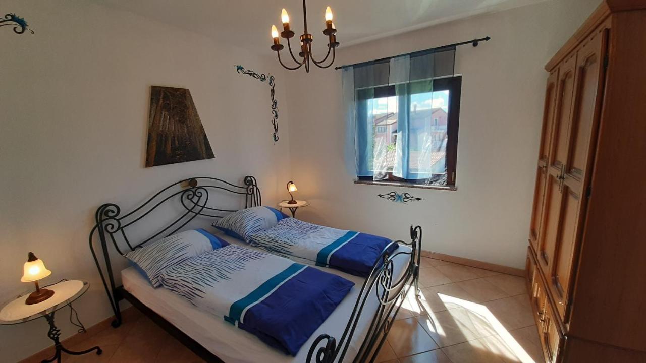 Villa Linet Funtana Extérieur photo