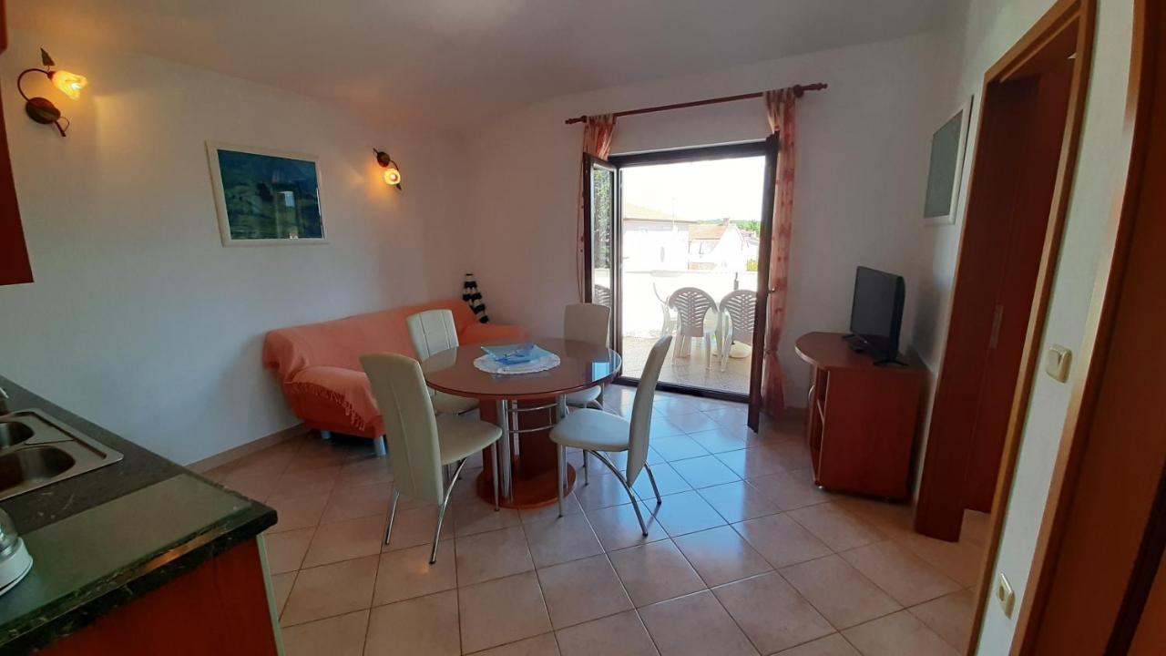 Villa Linet Funtana Extérieur photo