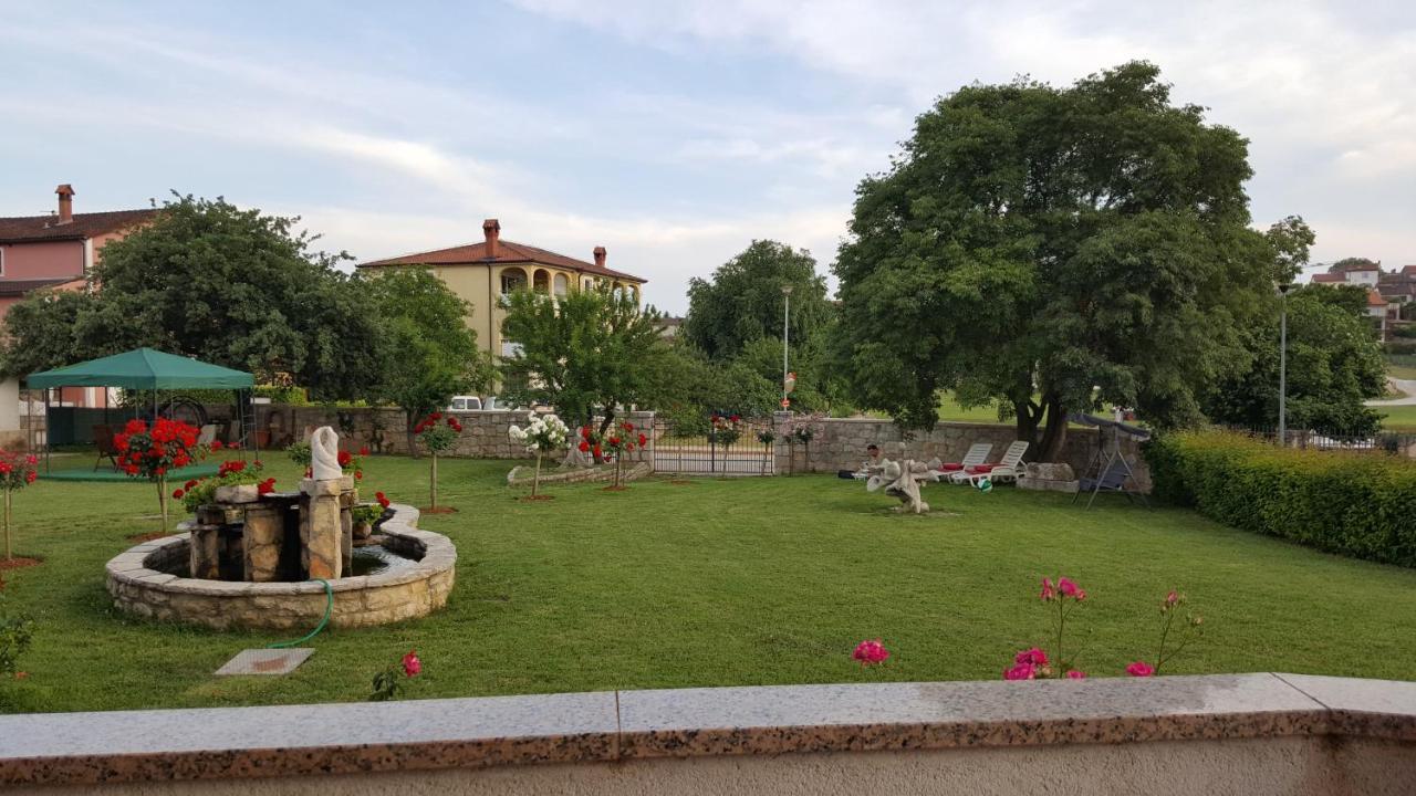 Villa Linet Funtana Extérieur photo