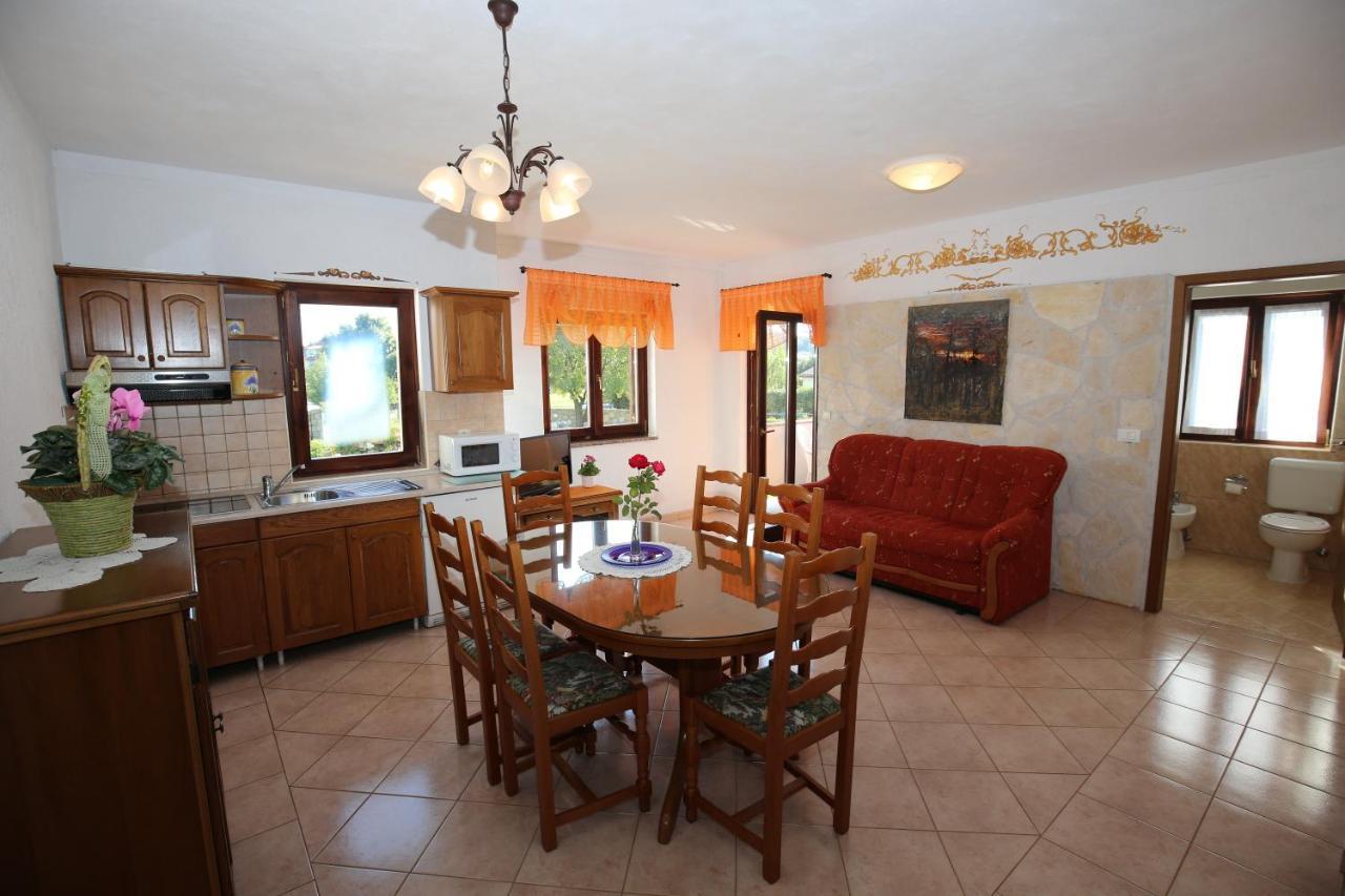 Villa Linet Funtana Extérieur photo