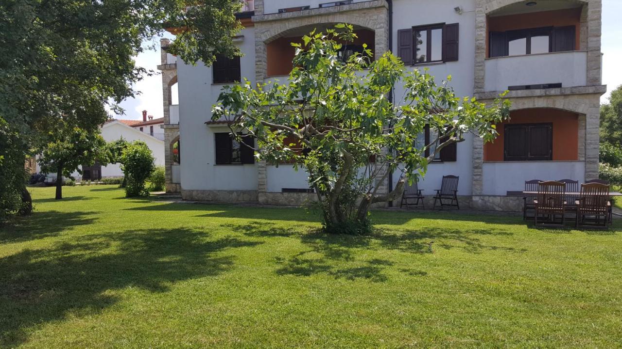 Villa Linet Funtana Extérieur photo
